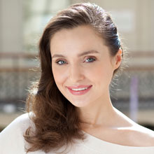 agent-female-6.jpg